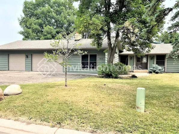 7015 W Shadow Lake Dr, Lino Lakes, MN 55014