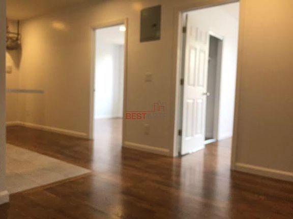 3rd image of 565 W 144th St APT 2C