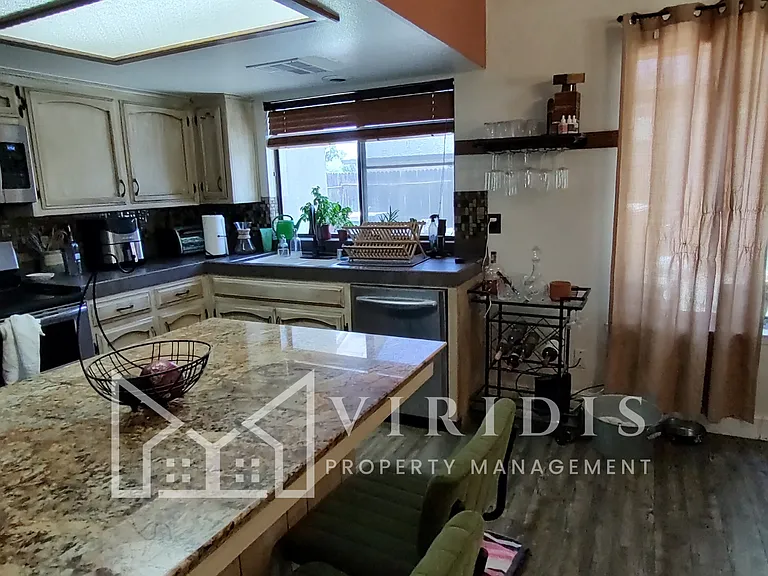 13408 Warrenton Ave — Photo 6