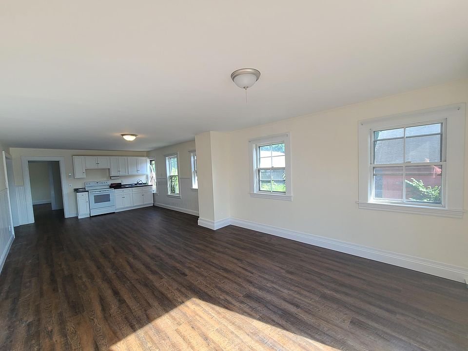 1st image of 12 Garden St #2