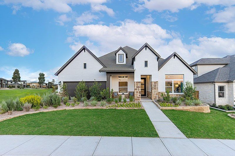 The Jacksboro - A Exterior