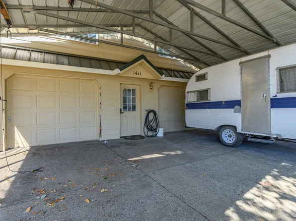 EDD1411, 1411 NE Logan St #1, McMinnville, OR 97128