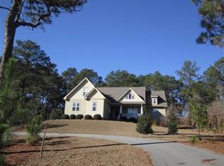 335 Fieldcrest Rd, Southern Pines, NC 28387
