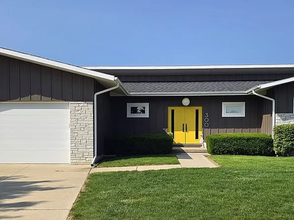 300 Basinger Way, Saint Johns, MI 48879