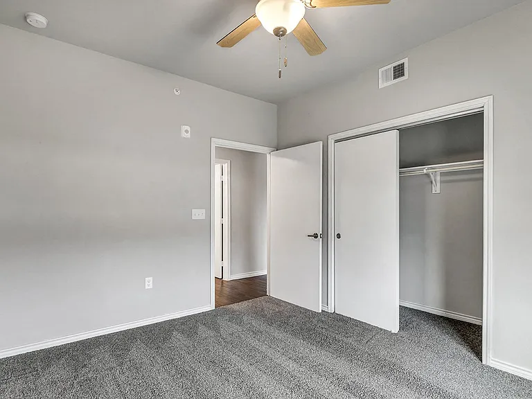 2601 Singing Wind Dr — Photo 12