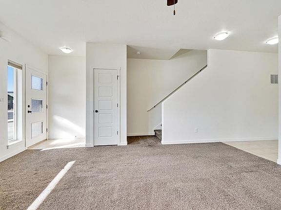3rd image of 388 White River Dr