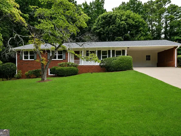 2905 Red Pine Ct, Duluth, GA 30096