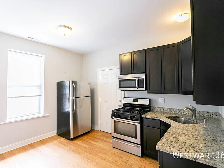 2753 N Whipple St #2 — Photo 11