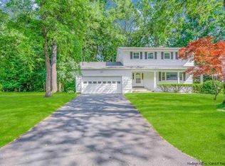 29 Willow Rd, Saugerties, NY 12477