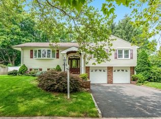 58 Michael Dr, Westfield, NJ