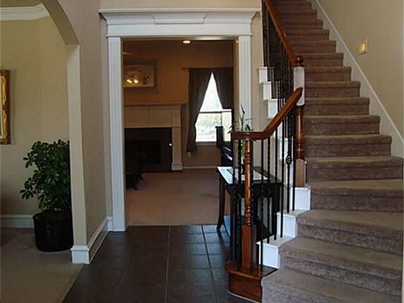 4th image of 209 Edenderry Dr