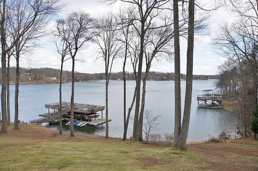 2nd image of 231 Shore Dr