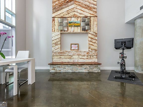 5th image of 845 Spring St NW Unit 307