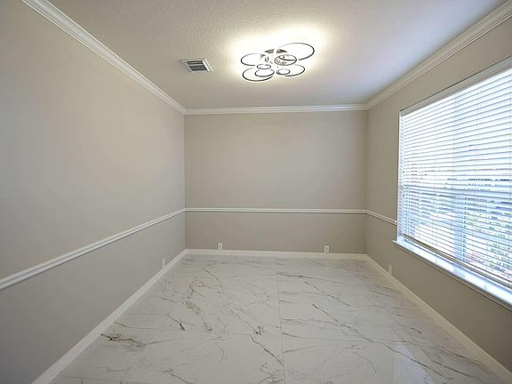 4th image of 19119 Jade Canyon Ln