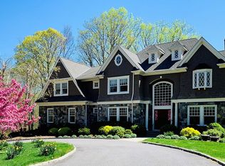 50 Old Logging Rd, Bedford, NY 10576