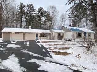51 Sophie May Ln, Norridgewock, ME 04957