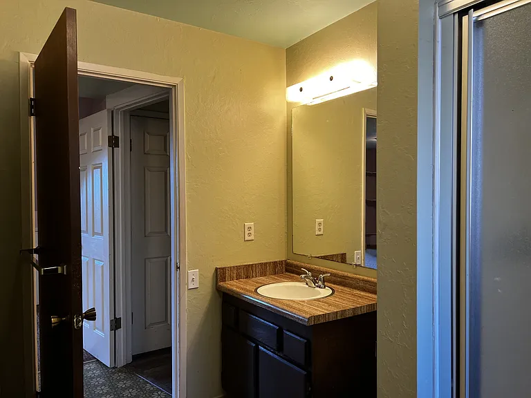 711 Fickle Hill Rd — Photo 10