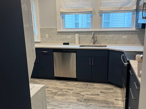 2nd image of 44 Nash Ln Floor 1
