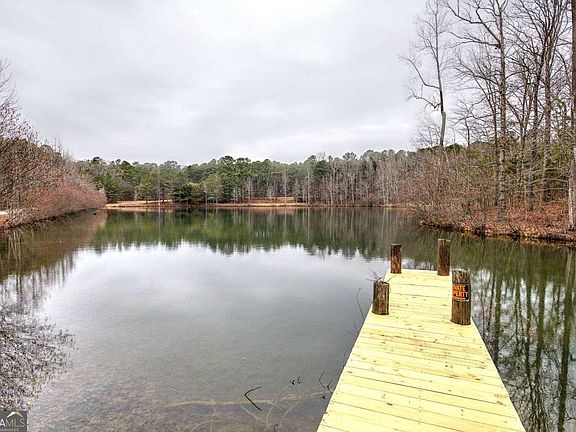 3rd image of 1722 Luther Bailey Rd