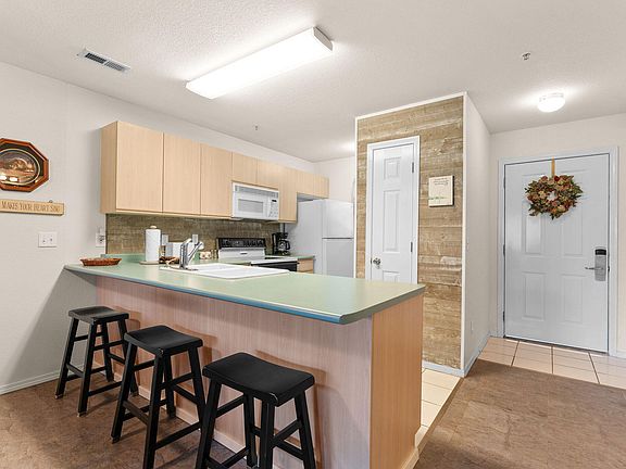 4th image of 34 Golfshores Drive #8