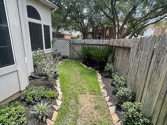 3rd image of 5534 Davids Bend Dr