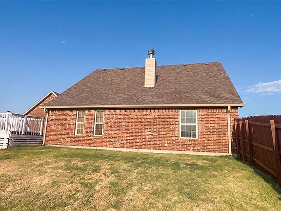 5th image of 12 Wahnetah Ln