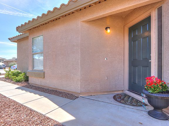 5th image of 42412 W Oakland Dr
