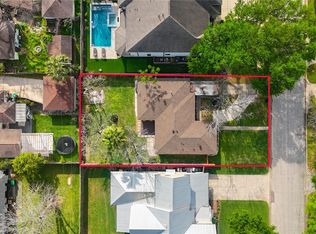 3221 Durhill St, Houston, TX 77025