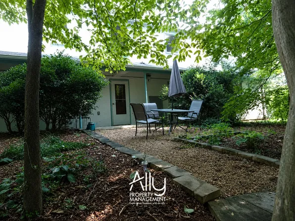 210 Raymond Ave Unit B-1, Charlottesville, VA 22903