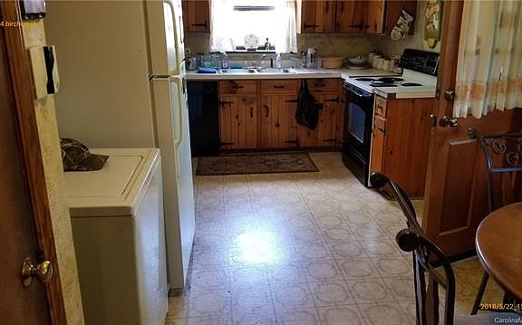 2nd image of 1714 Birchcrest Dr