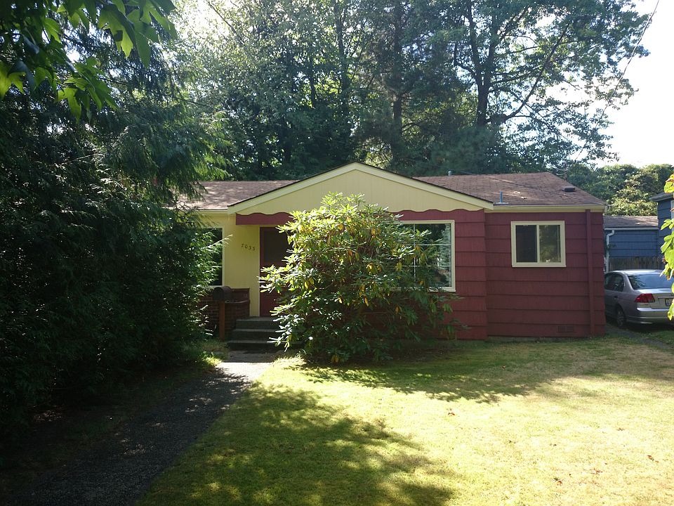 2nd image of 7033 33rd Ave NE