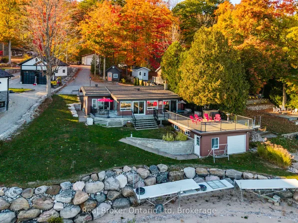 417 Pheasant Ln, Midland, ON L4R 5H3