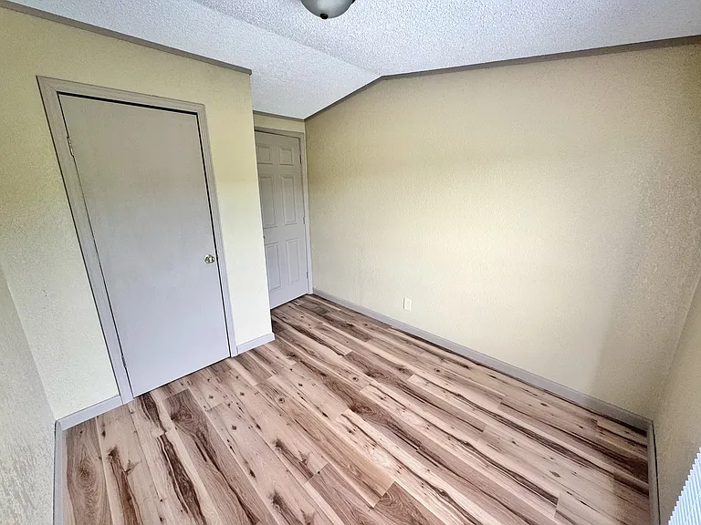 534 SE 650th Rd #5 — Photo 9
