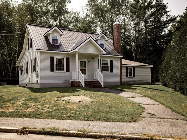3 Androscoggin Avenue, Rumford, ME 04276