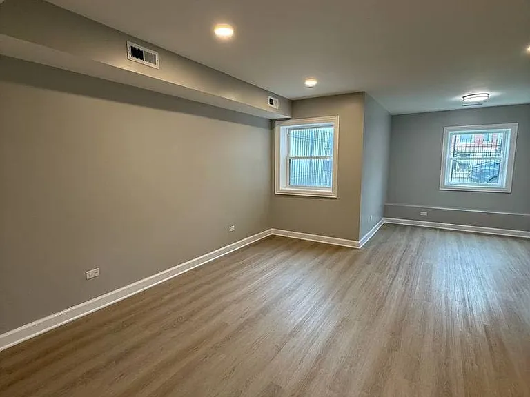 3247 W Thomas St #GF — Photo 4