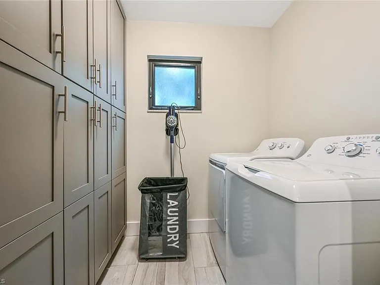 788 Park Shore Dr #G17 — Photo 24