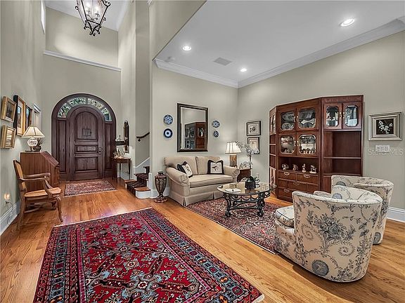 3rd image of 1625 Glen Eagles Way