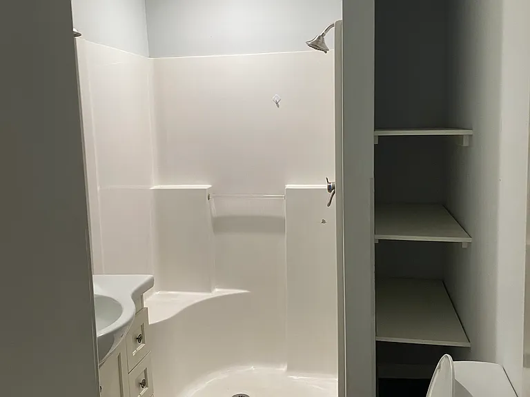 26 Center Cir — Photo 11