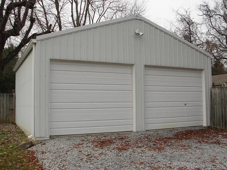 1710 Concord St — Photo 3