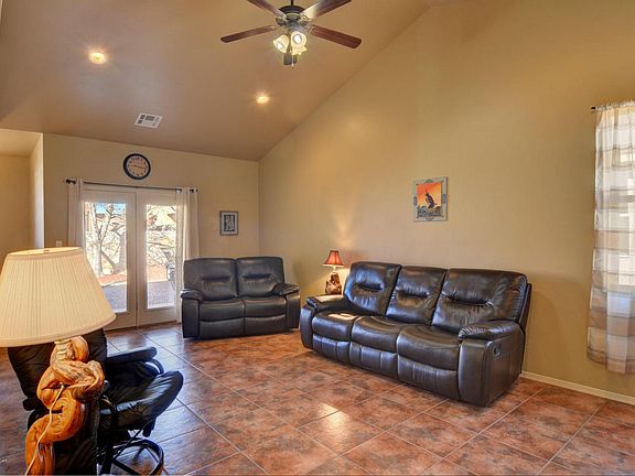 2nd image of 7539 Vista De Oeste Pl