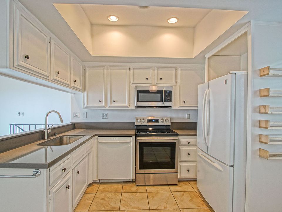 1st image of 2903 Highland Ave APT C