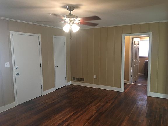 4th image of 1406 Hollywood Dr