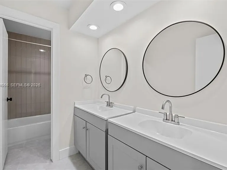 9547 SW 146th Pl — Photo 31