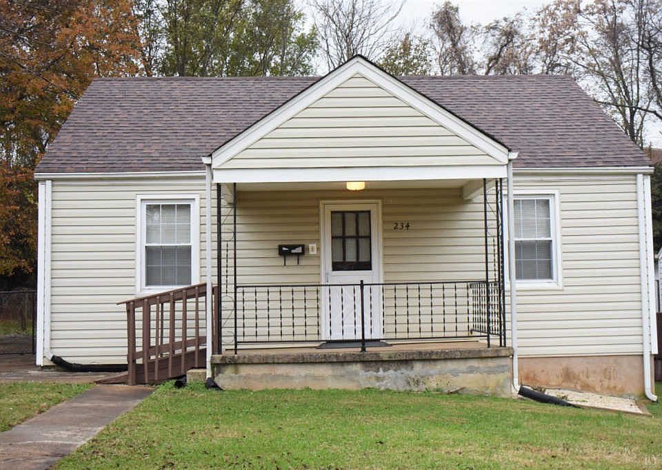 1st image of 234 Twin Oak Dr