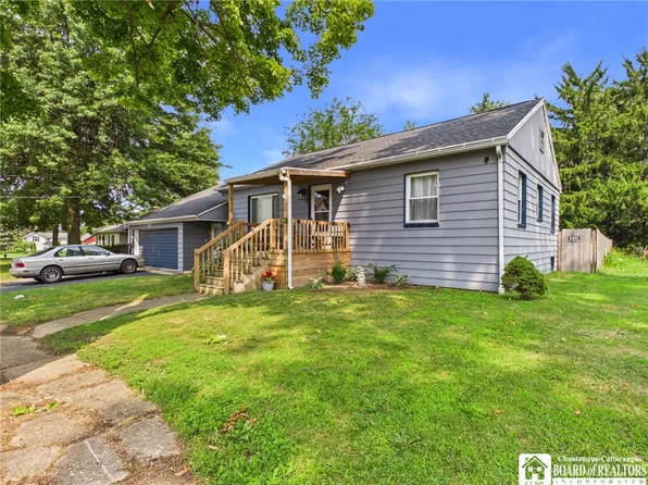35 Fay St, Brocton, NY 14716