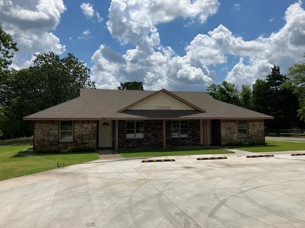 568 Corn St, Tahlequah, OK 74464