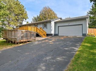 14651 Meadowbrook Ln, Council Bluffs, IA 51503