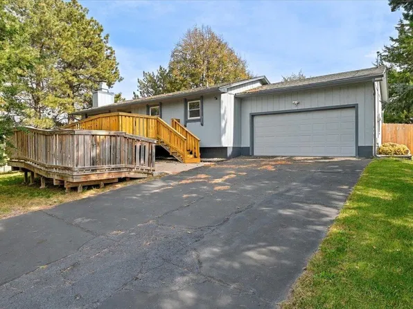 14651 Meadowbrook Ln, Council Bluffs, IA 51503