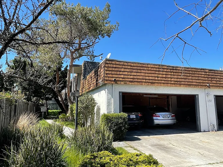 1137 Oakmont Dr, San Jose, CA 95117 — Photo 1