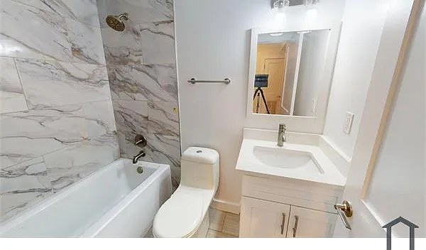 201 Kennedy St NW #1 — Photo 5